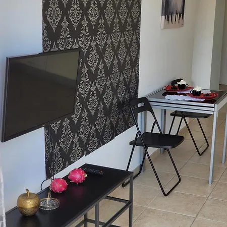 Потрясающий Комплекс С Тремя Бассейнами Apartment